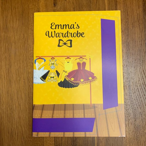 EMMA WIGGLE The Wiggles Dress Up Emma Paper Doll & Clothing Wardrobe Dressups - Picture 5 of 11